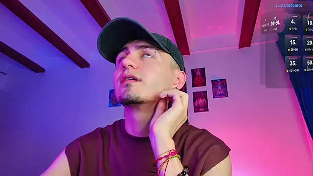 Snapshot of dimitri-bilak chatting on September 2025 05:42:02 AM dimitri-bilak online show from September 2025 05:42:02 AM