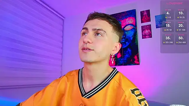 Snapshot of dimitri-bilak chatting on March 2026 11:54:02 PM dimitri-bilak online show from March 2026 11:54:02 PM