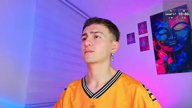 Snapshot of dimitri-bilak chatting on April 2026 11:15:02 PM dimitri-bilak online show from April 2026 11:15:02 PM