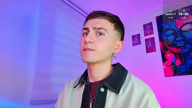 Snapshot of dimitri-bilak chatting on April 2026 11:05:01 PM dimitri-bilak online show from April 2026 11:05:01 PM