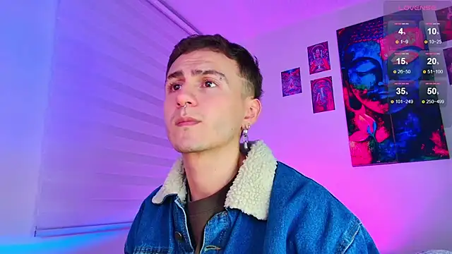 Snapshot of dimitri-bilak chatting on April 2026 11:19:02 PM dimitri-bilak online show from April 2026 11:19:02 PM