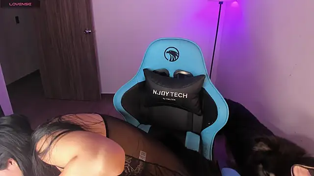 Snapshot of Miss_Nicole chatting on March 2026 12:27:01 AM Miss Nicole online show from March 2026 12:27:01 AM