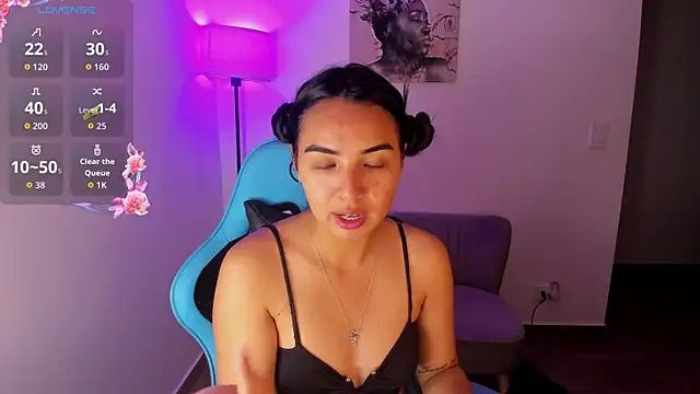 Snapshot of Miss_Nicole chatting on April 2026 06:32:02 PM Miss Nicole online show from April 2026 06:32:02 PM