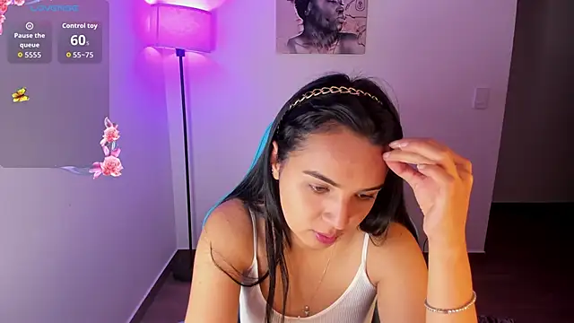 Snapshot of Miss_Nicole chatting on April 2026 06:49:02 PM Miss Nicole online show from April 2026 06:49:02 PM