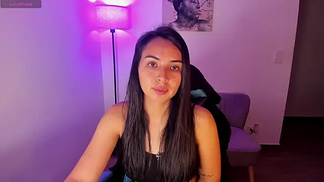 Snapshot of Miss_Nicole chatting on May 2026 12:48:02 AM Miss Nicole online show from May 2026 12:48:02 AM