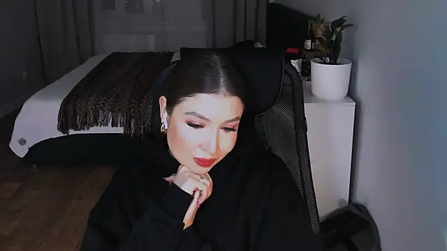 Snapshot of Eva_Chris chatting on September 2025 05:07:01 PM Eva Chris online show from September 2025 05:07:01 PM