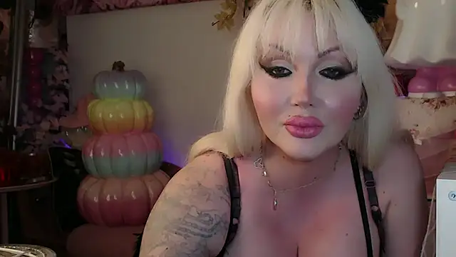 Snapshot of elyink chatting on October 2025 04:46:01 PM elyink online show from October 2025 04:46:01 PM