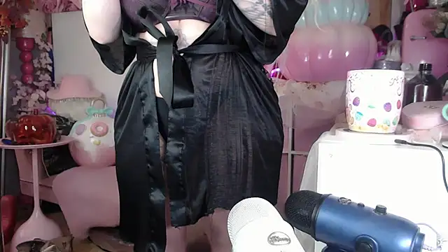 Snapshot of elyink chatting on November 2025 11:44:01 AM elyink online show from November 2025 11:44:01 AM