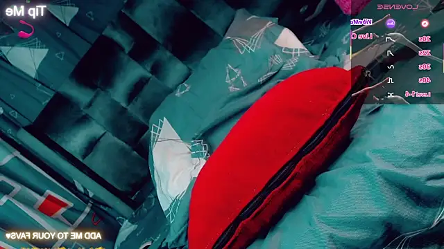 Snapshot of CharlotteBigCock chatting on March 2026 02:23:02 PM CharlotteBigCock online show from March 2026 02:23:02 PM