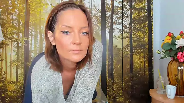 Snapshot of ViciousSiren chatting on March 2025 07:56:02 AM ViciousSiren online show from March 2025 07:56:02 AM