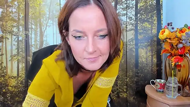 Snapshot of ViciousSiren chatting on October 2025 06:53:02 PM ViciousSiren online show from October 2025 06:53:02 PM