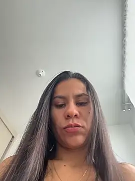 Snapshot of Reggie-Liam chatting on March 2026 06:37:02 PM Reggie-Liam online show from March 2026 06:37:02 PM