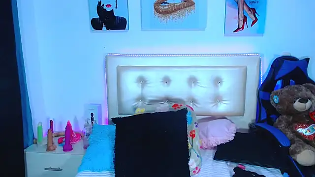 Jenng18 online show from January 2025 12:57:02 PM