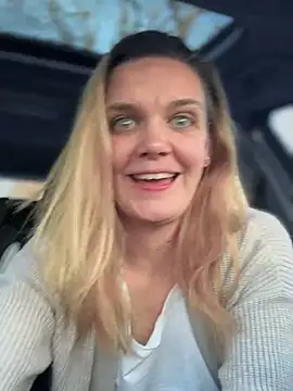 Suesse Schnitte online show from February 2025 03:41:02 PM