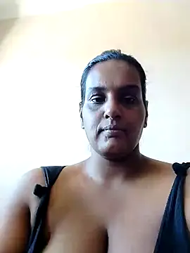 NWC4LYF online show from December 2025 07:59:01 AM