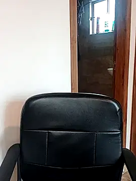 hazel milf online show from February 2025 09:31:01 PM