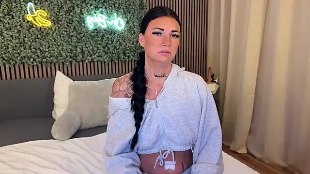 LizaRoxx online show from February 2026 12:14:02 AM