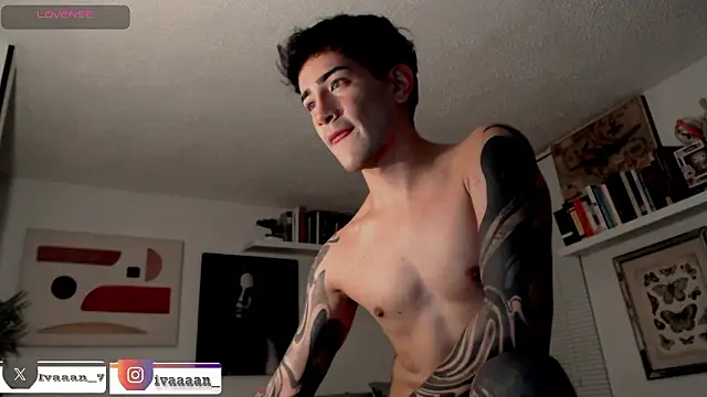 ivaaaan  online show from February 2026 10:15:01 PM