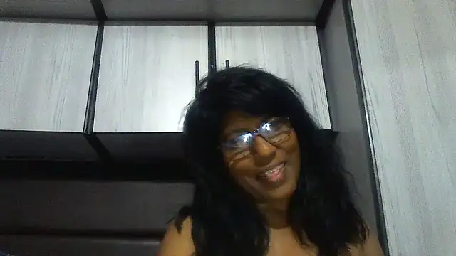 Snapshot of MsAttitude chatting on December 2024 05:05:01 PM MsAttitude online show from December 2024 05:05:01 PM