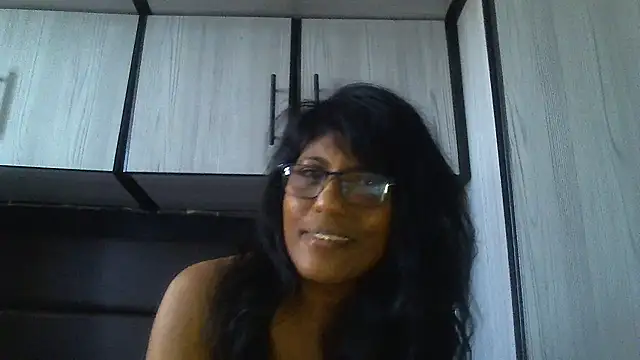 Snapshot of MsAttitude chatting on December 2024 09:50:01 AM MsAttitude online show from December 2024 09:50:01 AM