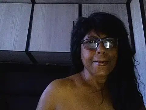 Snapshot of MsAttitude chatting on January 2025 08:10:02 AM MsAttitude online show from January 2025 08:10:02 AM