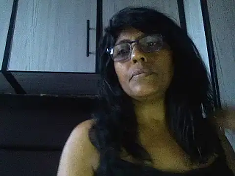 Snapshot of MsAttitude chatting on January 2025 08:20:01 AM MsAttitude online show from January 2025 08:20:01 AM