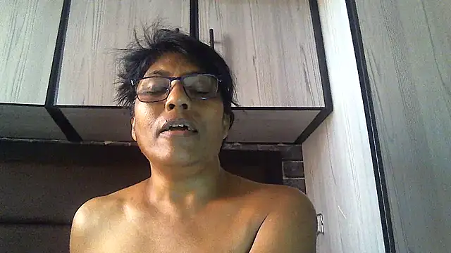 Snapshot of MsAttitude chatting on January 2025 11:06:01 AM MsAttitude online show from January 2025 11:06:01 AM