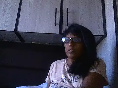 Snapshot of MsAttitude chatting on January 2025 06:46:01 AM MsAttitude online show from January 2025 06:46:01 AM