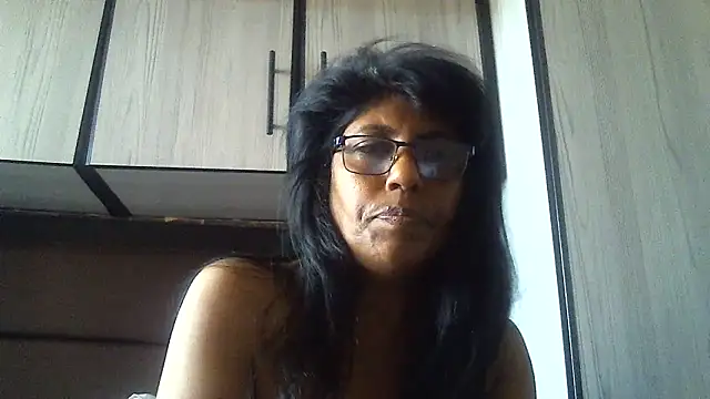 Snapshot of MsAttitude chatting on January 2025 12:06:01 PM MsAttitude online show from January 2025 12:06:01 PM