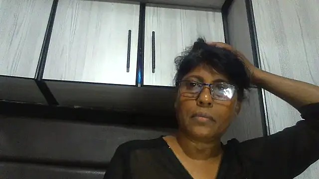 Snapshot of MsAttitude chatting on February 2025 09:38:02 AM MsAttitude online show from February 2025 09:38:02 AM