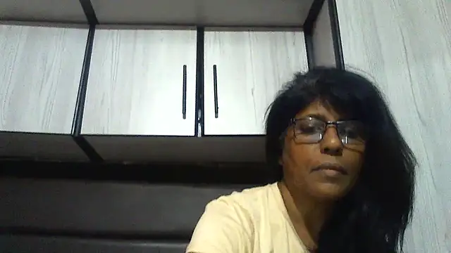Snapshot of MsAttitude chatting on February 2025 01:44:01 PM MsAttitude online show from February 2025 01:44:01 PM
