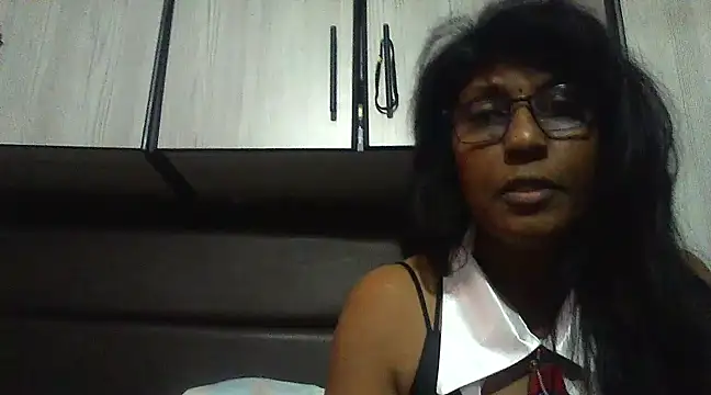 Snapshot of MsAttitude chatting on February 2025 07:48:02 AM MsAttitude online show from February 2025 07:48:02 AM