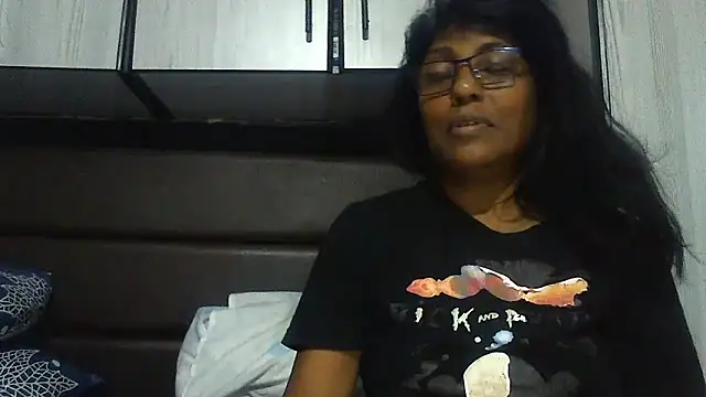 Snapshot of MsAttitude chatting on March 2025 04:49:01 PM MsAttitude online show from March 2025 04:49:01 PM