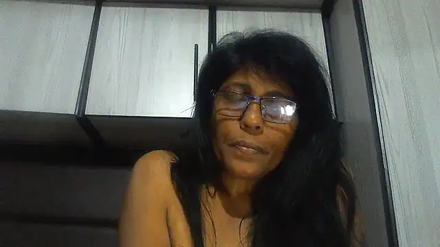 Snapshot of MsAttitude chatting on March 2025 04:44:02 PM MsAttitude online show from March 2025 04:44:02 PM
