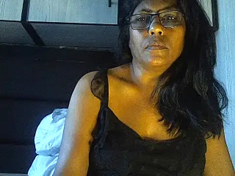 Snapshot of MsAttitude chatting on March 2025 08:37:02 AM MsAttitude online show from March 2025 08:37:02 AM