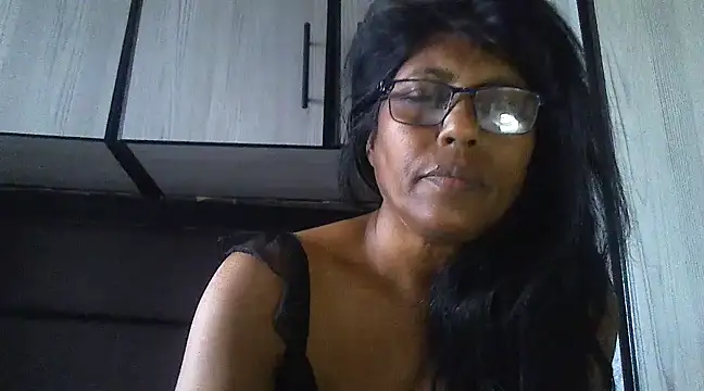 Snapshot of MsAttitude chatting on March 2025 12:02:02 PM MsAttitude online show from March 2025 12:02:02 PM