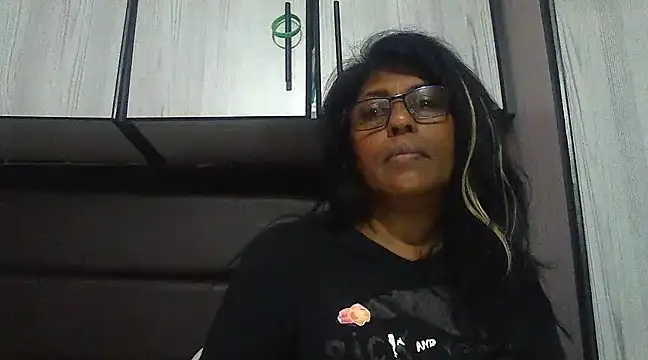 Snapshot of MsAttitude chatting on March 2025 11:19:01 AM MsAttitude online show from March 2025 11:19:01 AM