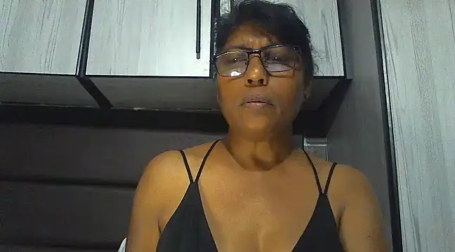 Snapshot of MsAttitude chatting on March 2025 06:29:02 PM MsAttitude online show from March 2025 06:29:02 PM