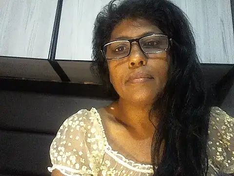 Snapshot of MsAttitude chatting on September 2025 06:24:02 AM MsAttitude online show from September 2025 06:24:02 AM