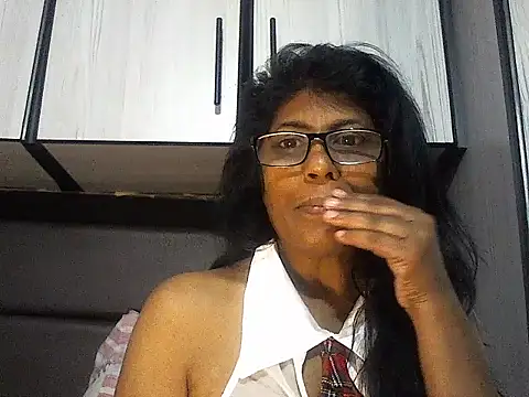 Snapshot of MsAttitude chatting on September 2025 07:19:01 AM MsAttitude online show from September 2025 07:19:01 AM