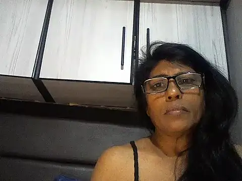 Snapshot of MsAttitude chatting on October 2025 06:00:02 AM MsAttitude online show from October 2025 06:00:02 AM