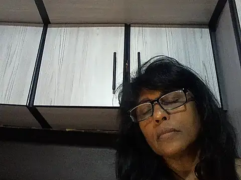 Snapshot of MsAttitude chatting on October 2025 07:07:02 AM MsAttitude online show from October 2025 07:07:02 AM