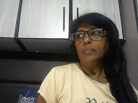 Snapshot of MsAttitude chatting on October 2025 06:46:02 AM MsAttitude online show from October 2025 06:46:02 AM