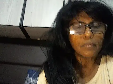 Snapshot of MsAttitude chatting on October 2025 07:19:01 AM MsAttitude online show from October 2025 07:19:01 AM