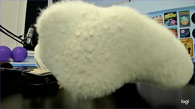 Snapshot of MistyBarnes chatting on December 2024 12:18:02 PM MistyBarnes online show from December 2024 12:18:02 PM