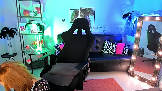 Snapshot of MistyBarnes chatting on December 2024 03:32:01 PM MistyBarnes online show from December 2024 03:32:01 PM