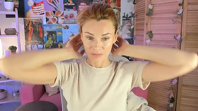 Snapshot of MistyBarnes chatting on December 2024 12:29:02 PM MistyBarnes online show from December 2024 12:29:02 PM