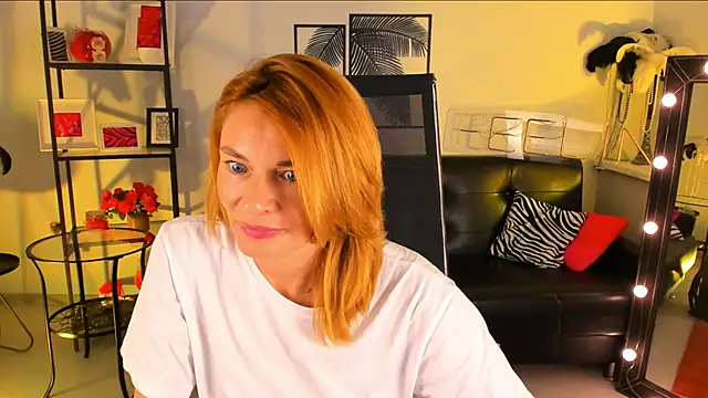 Snapshot of MistyBarnes chatting on March 2025 12:22:01 PM MistyBarnes online show from March 2025 12:22:01 PM