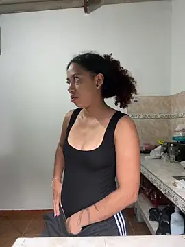 Miley and Vash online show from January 2025 09:14:02 PM