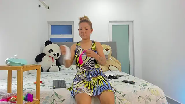 Snapshot of SEJMET_LOVE_ chatting on January 2025 11:02:02 PM SEJMET LOVE online show from January 2025 11:02:02 PM